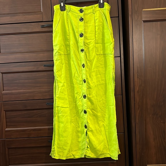 Urban Outfitters Neon Green Midi Skirt Size Small - Picture 1 of 5